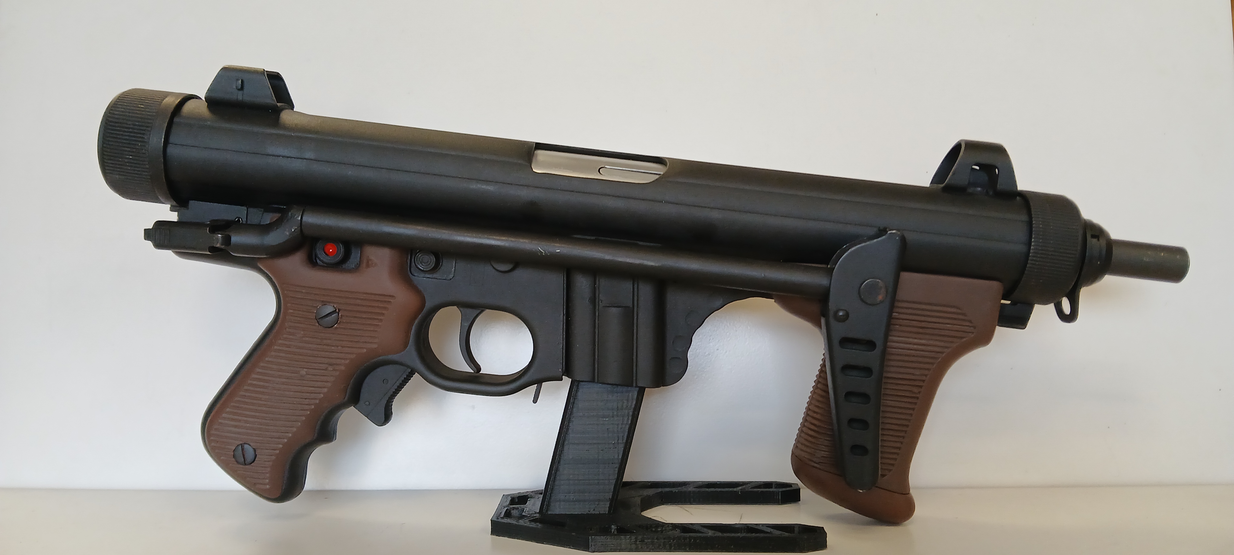 Beretta M12